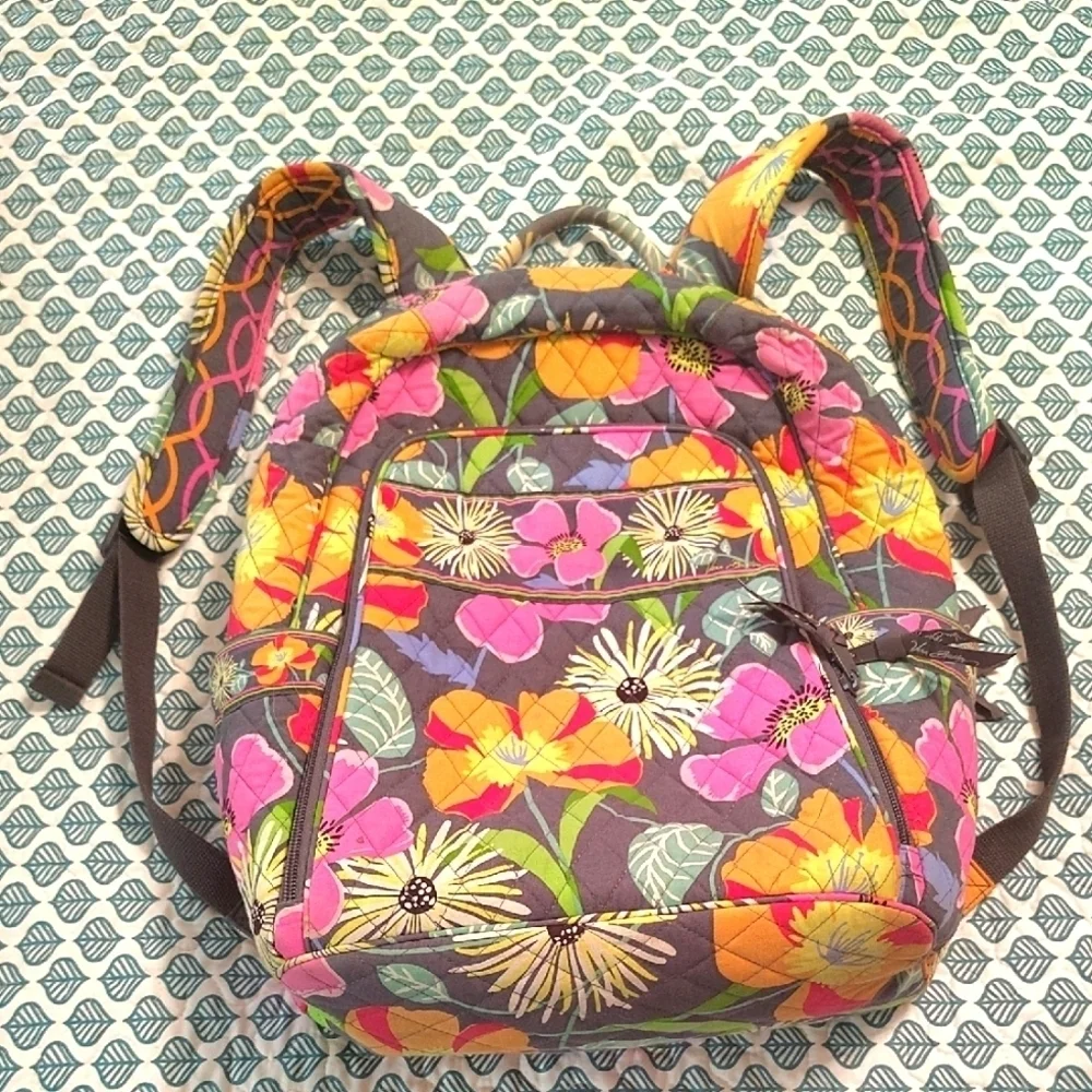 Vera Bradley Jazzy Blooms Large Backpack Retired Vintage Luggage Strap
